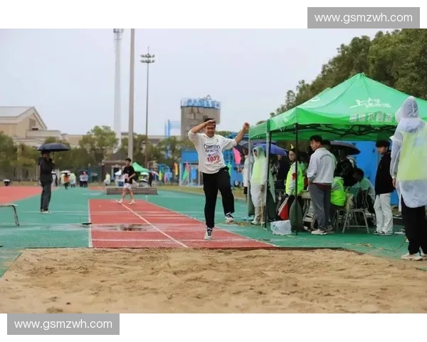 激揚青春浪花飛揚共賞精彩紛呈的水上運動節盛會